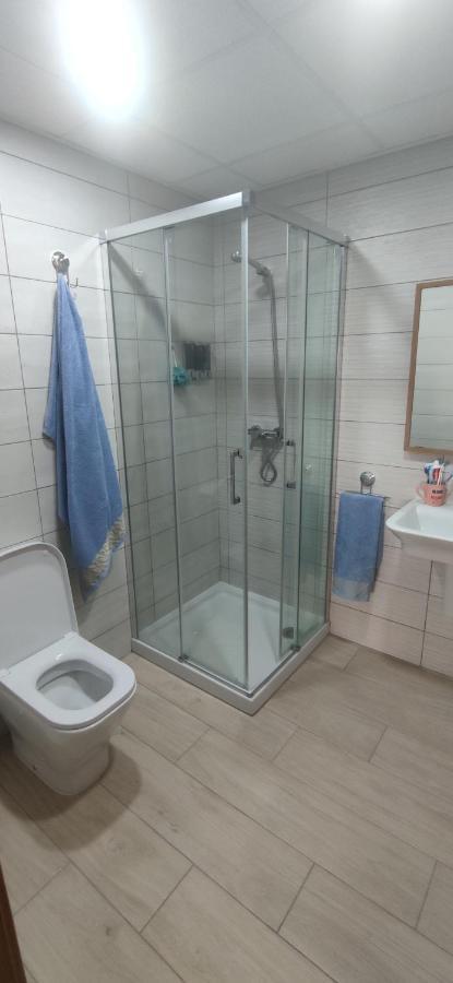 Se Alquila Habitacion Muy Luminosa Con Bano Privado En Apartamento Compartido Rincón de la Victoria Εξωτερικό φωτογραφία